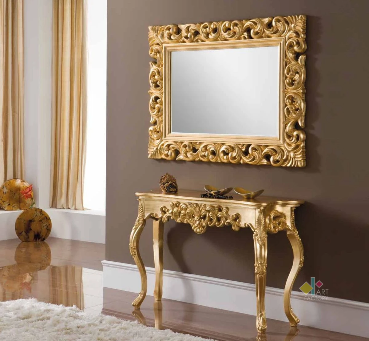 Custom Picture Framing in Qatar